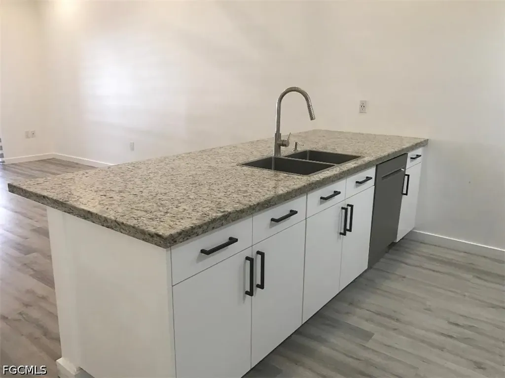 3609 Skyline Boulevard Cape Coral FL 33914