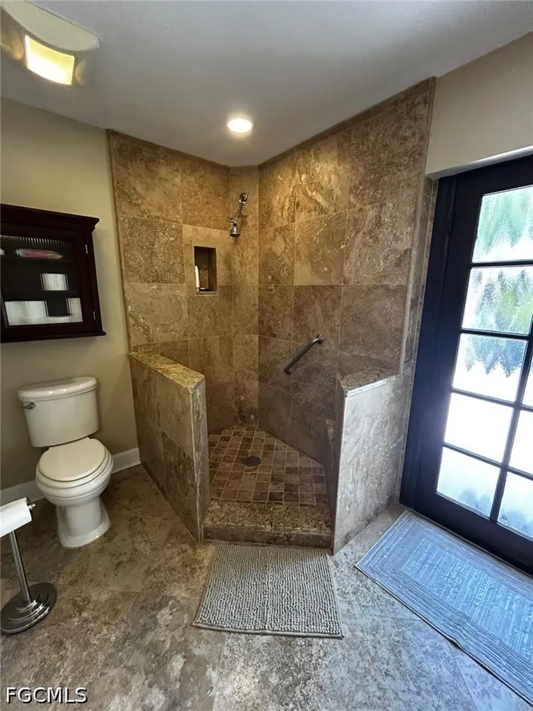 12501 Barrington Court Fort Myers FL 33908