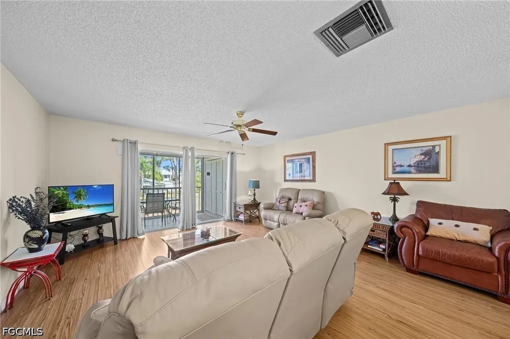 7068 Nantucket Circle North Fort Myers FL 33917