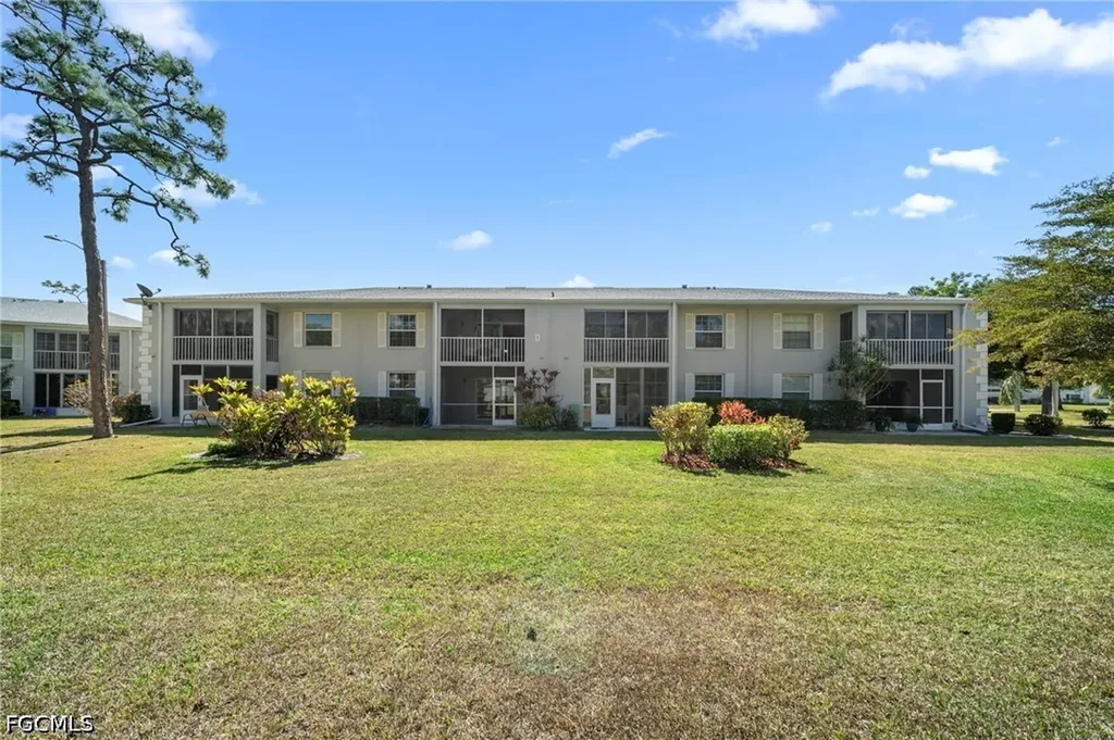 7068 Nantucket Circle North Fort Myers FL 33917
