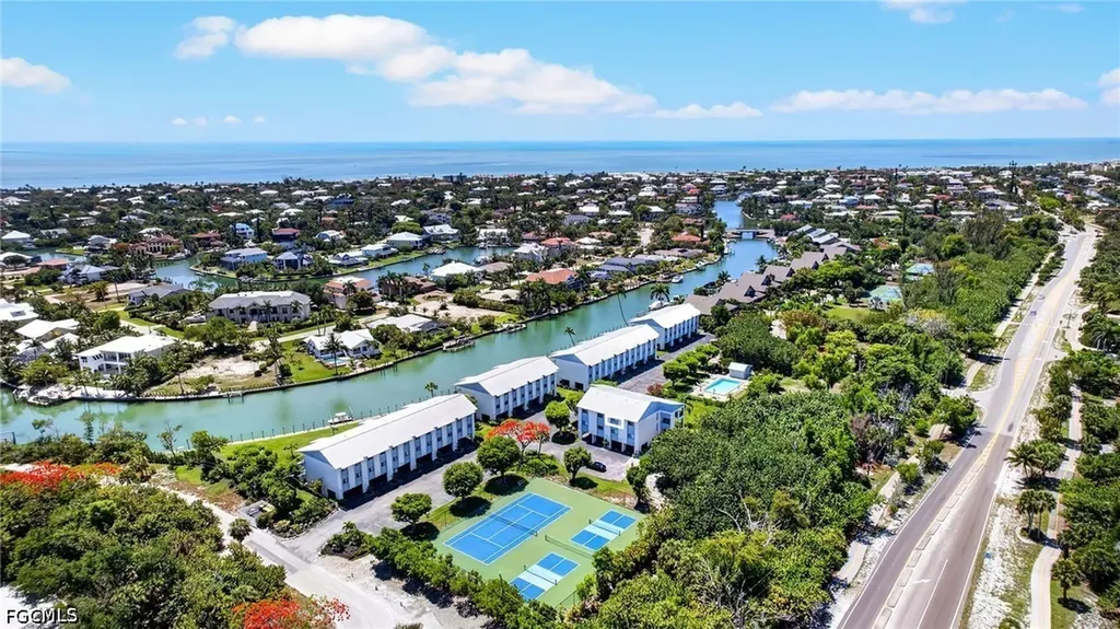 1250 Tennisplace Court Sanibel FL 33957