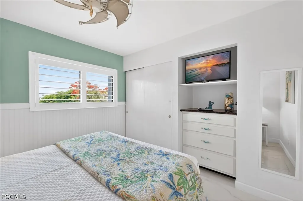 1250 Tennisplace Court Sanibel FL 33957
