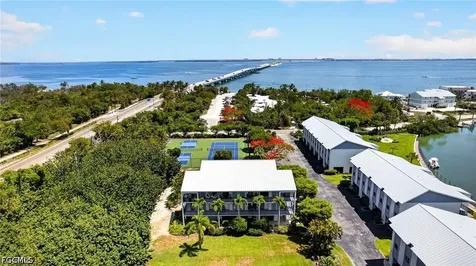 1250 Tennisplace Court Sanibel FL 33957
