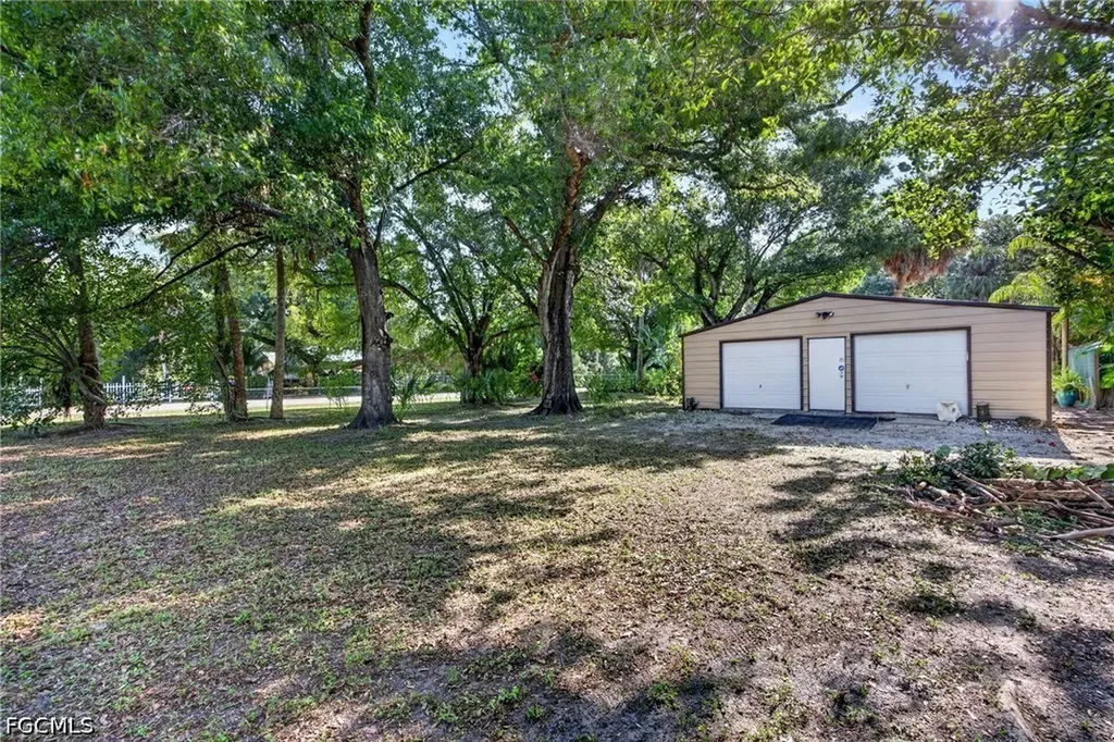 339 W Mariana Avenue North Fort Myers FL 33903