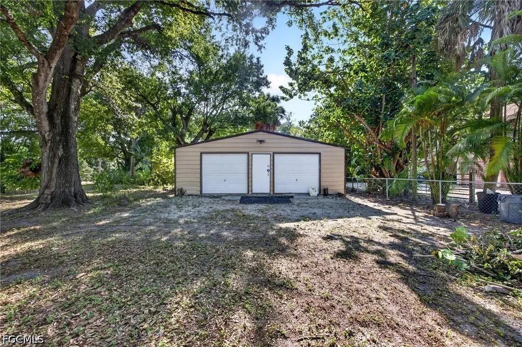 339 W Mariana Avenue North Fort Myers FL 33903