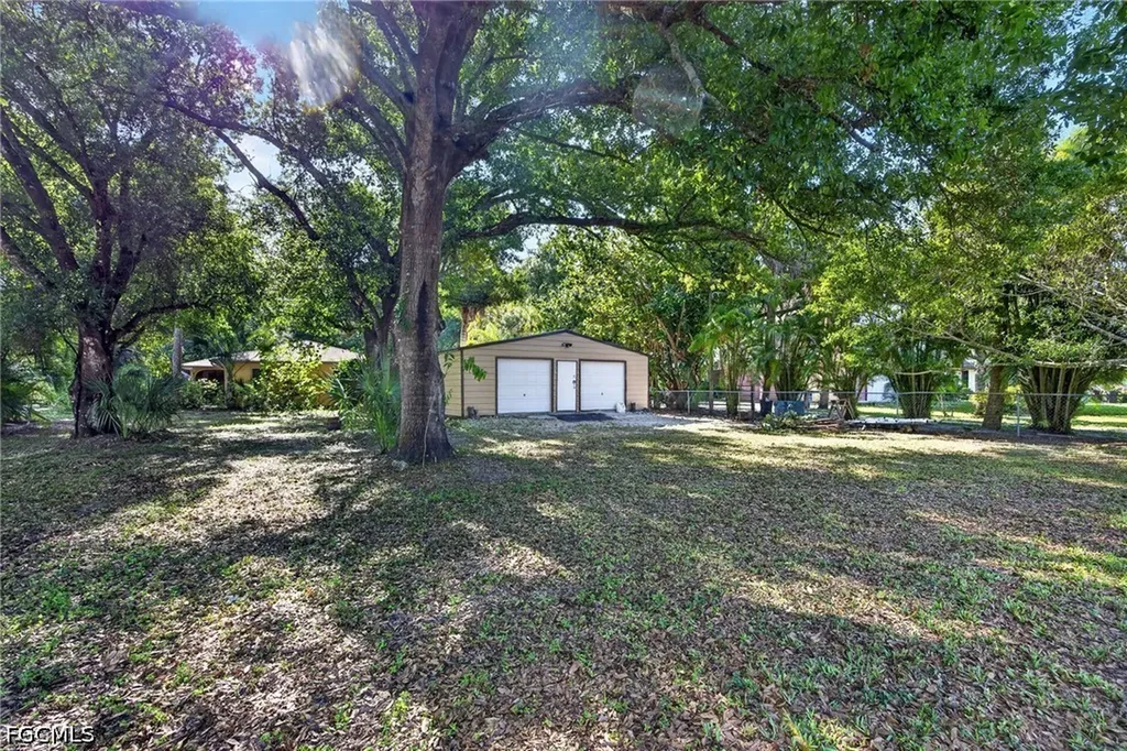 339 W Mariana Avenue North Fort Myers FL 33903