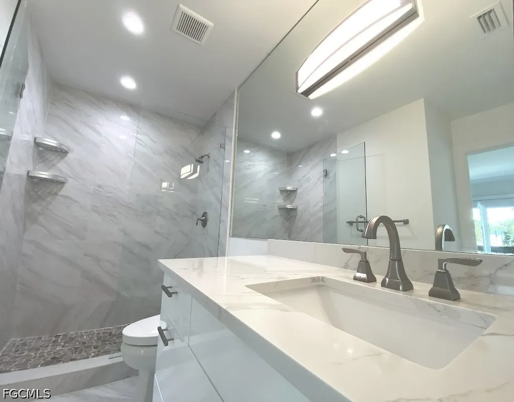 995 9th Avenue S Naples FL 34102