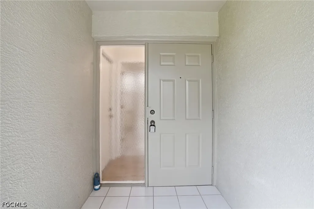 2203 Mcgregor Park Circle Fort Myers FL 33908
