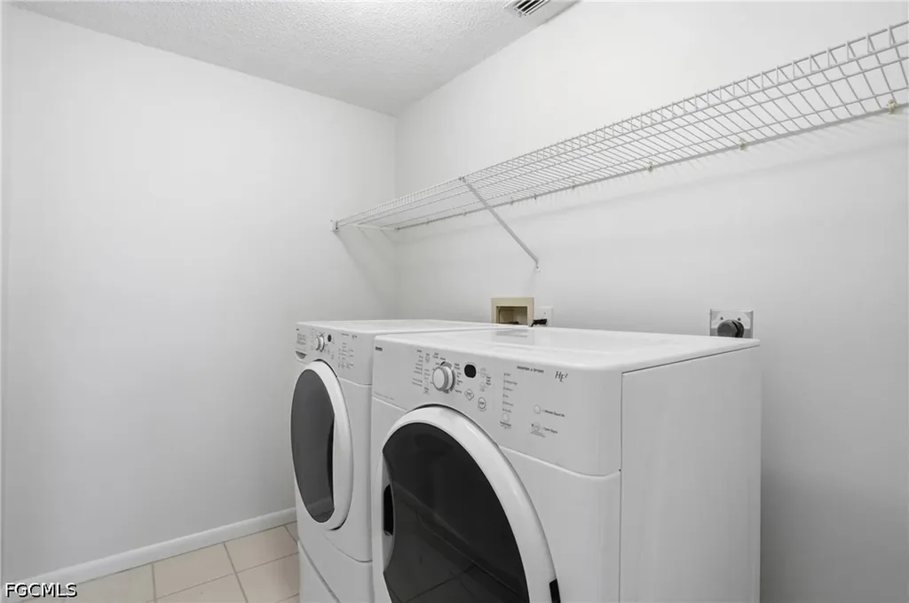 2203 Mcgregor Park Circle Fort Myers FL 33908