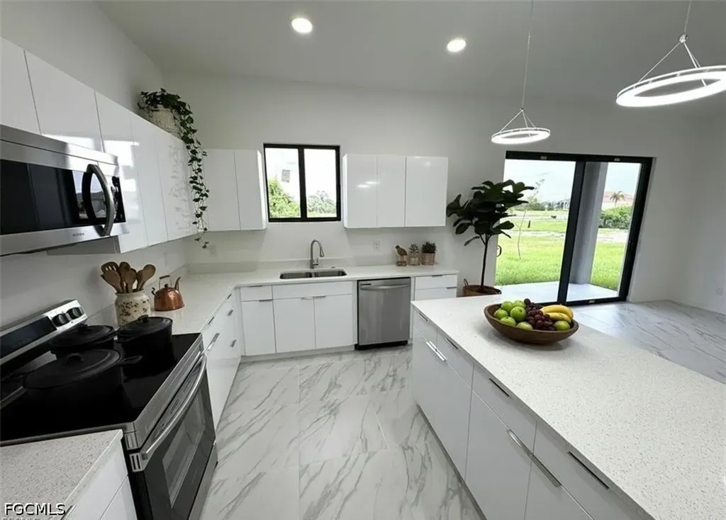 3544 NW 41st Place Cape Coral FL 33993