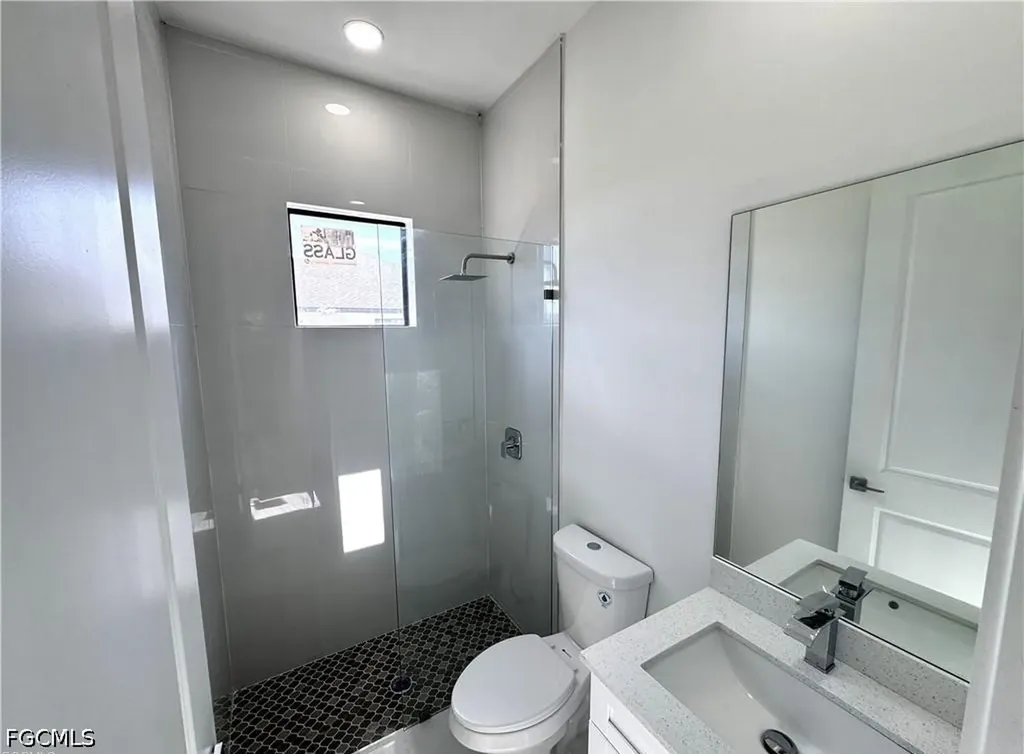 3544 NW 41st Place Cape Coral FL 33993