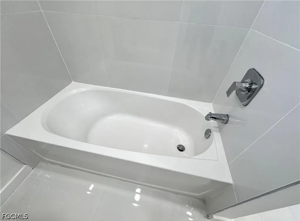 3544 NW 41st Place Cape Coral FL 33993