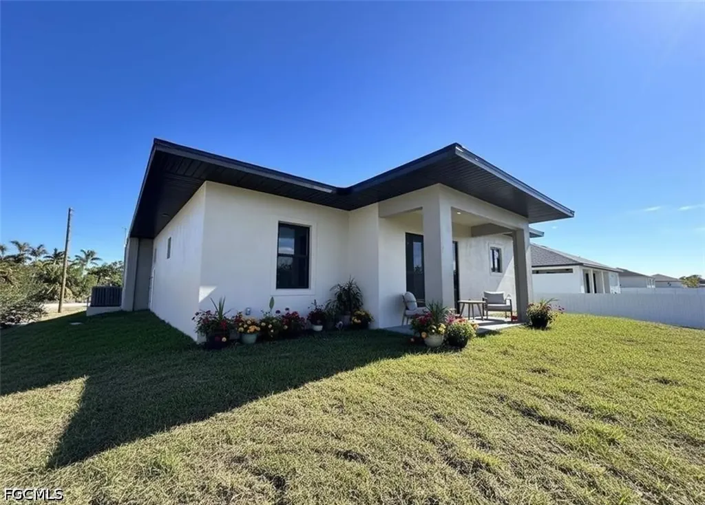 3544 NW 41st Place Cape Coral FL 33993