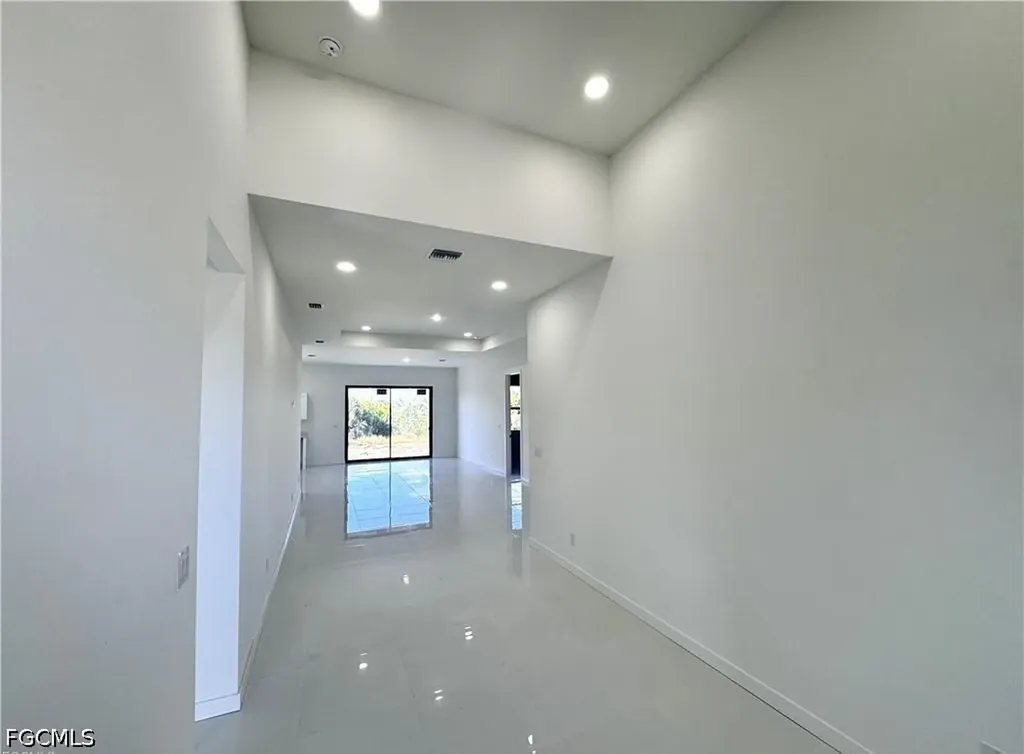 3544 NW 41st Place Cape Coral FL 33993