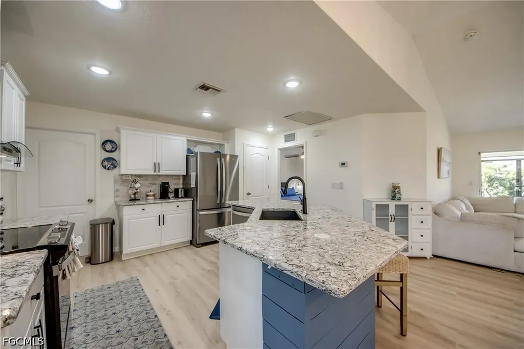 2920 NW 25th Lane Cape Coral FL 33993