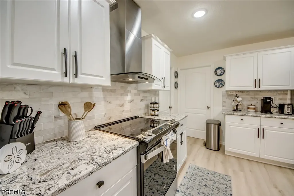 2920 NW 25th Lane Cape Coral FL 33993