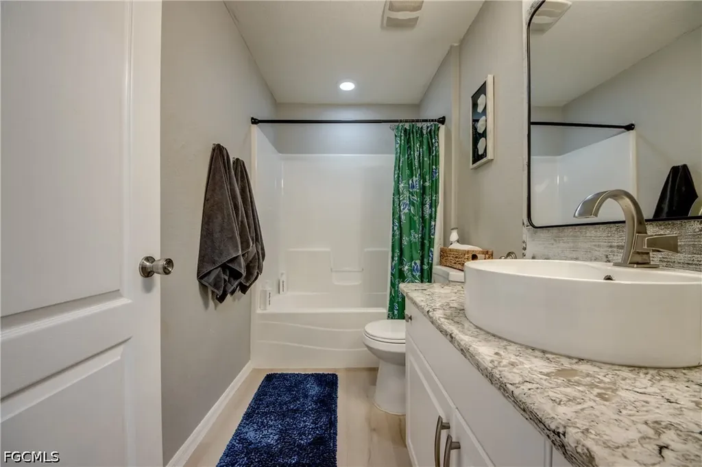 2920 NW 25th Lane Cape Coral FL 33993