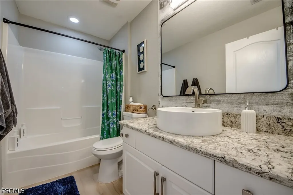2920 NW 25th Lane Cape Coral FL 33993