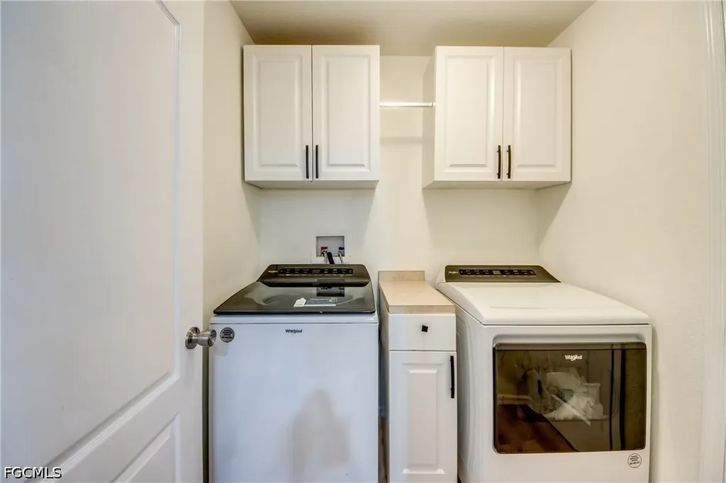 2920 NW 25th Lane Cape Coral FL 33993