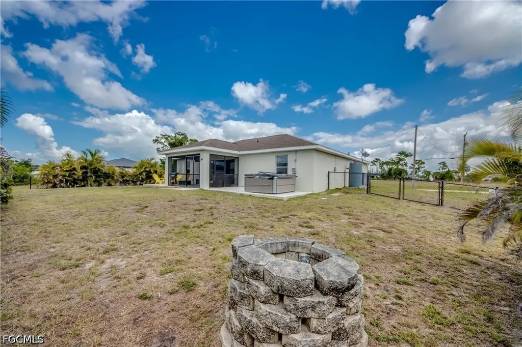 2920 NW 25th Lane Cape Coral FL 33993