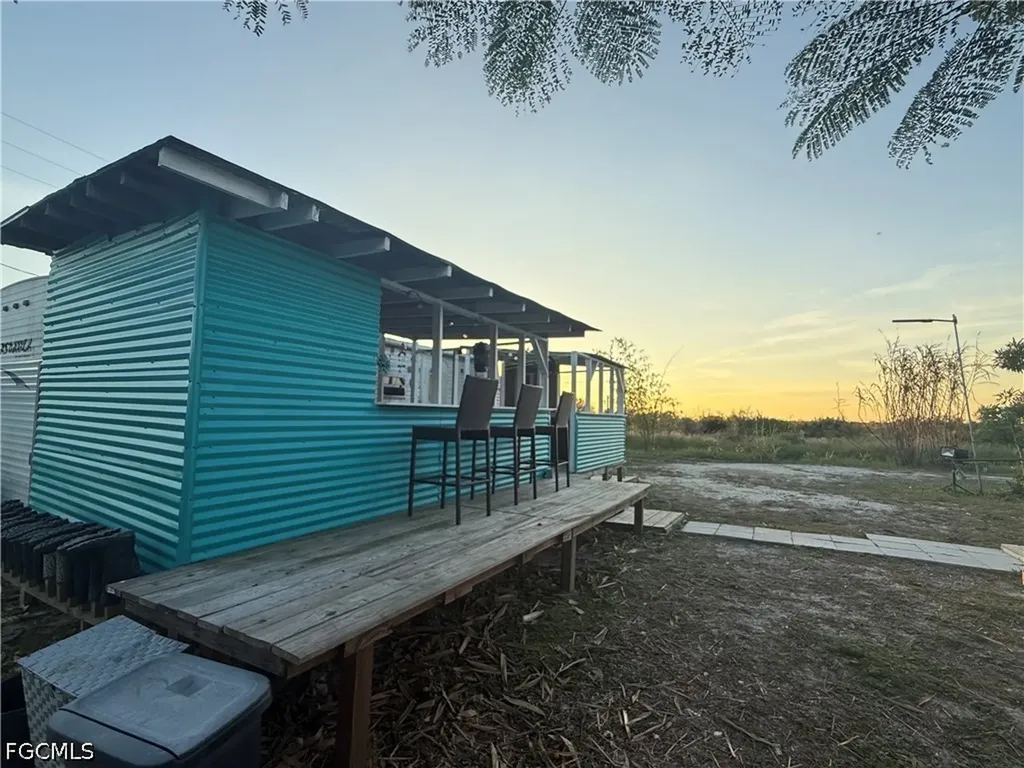 6724 5th Road Labelle FL 33935