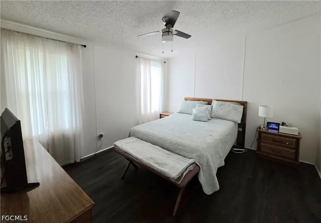 465 Dawn Drive North Fort Myers FL 33903