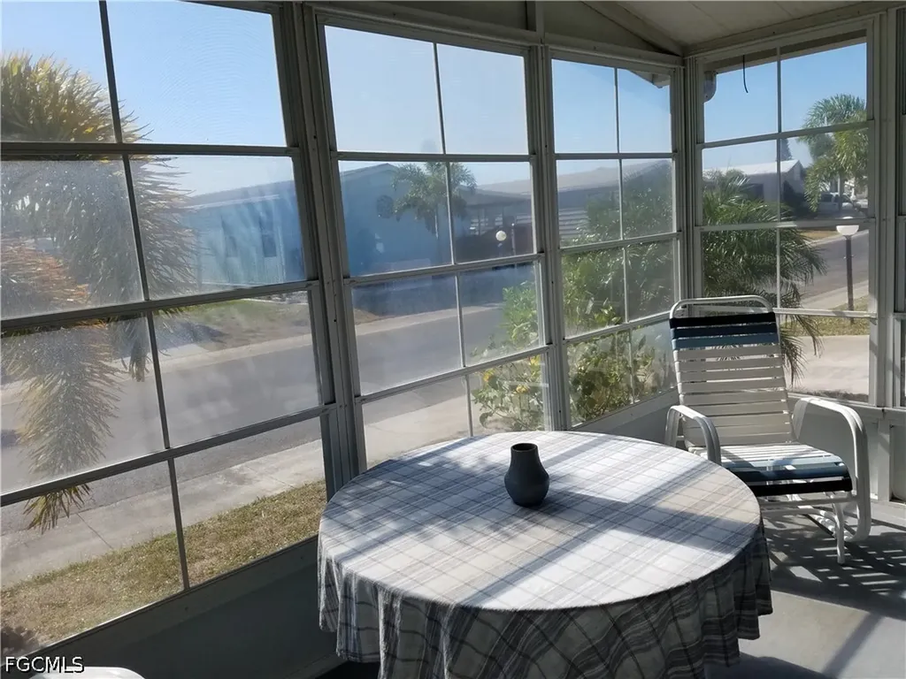465 Dawn Drive North Fort Myers FL 33903