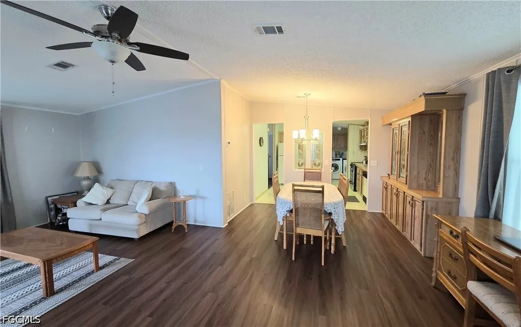 465 Dawn Drive North Fort Myers FL 33903