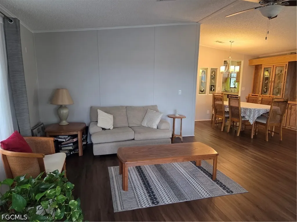 465 Dawn Drive North Fort Myers FL 33903