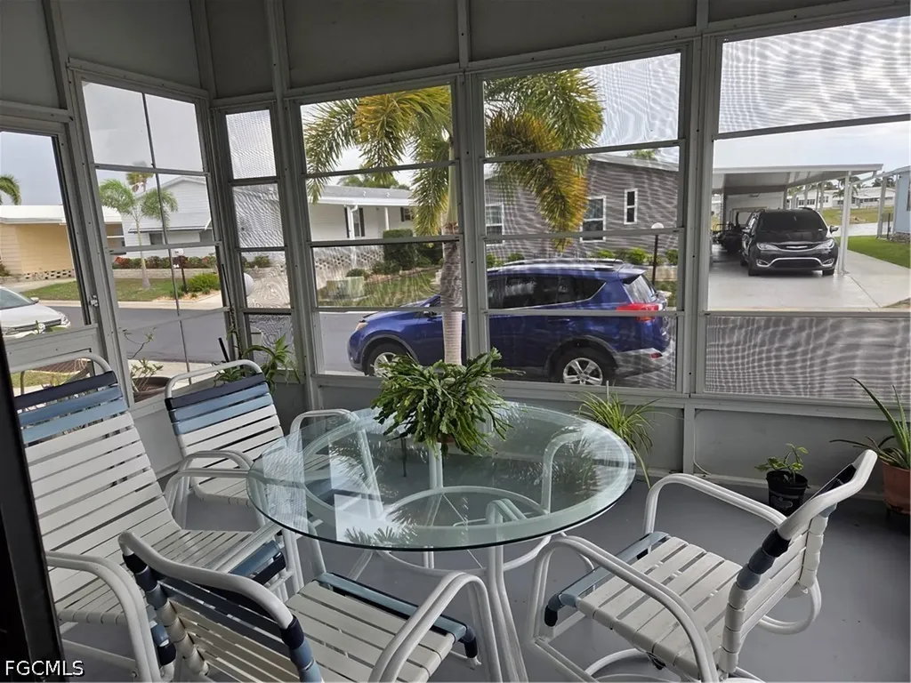 465 Dawn Drive North Fort Myers FL 33903