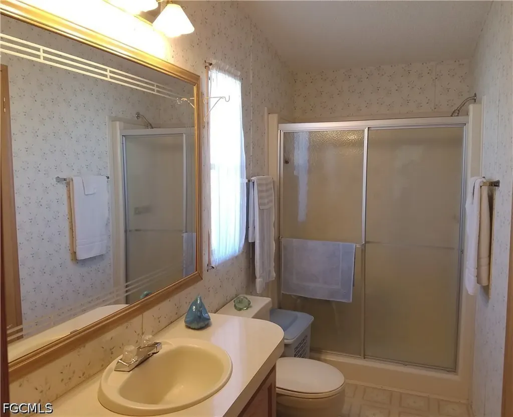 465 Dawn Drive North Fort Myers FL 33903