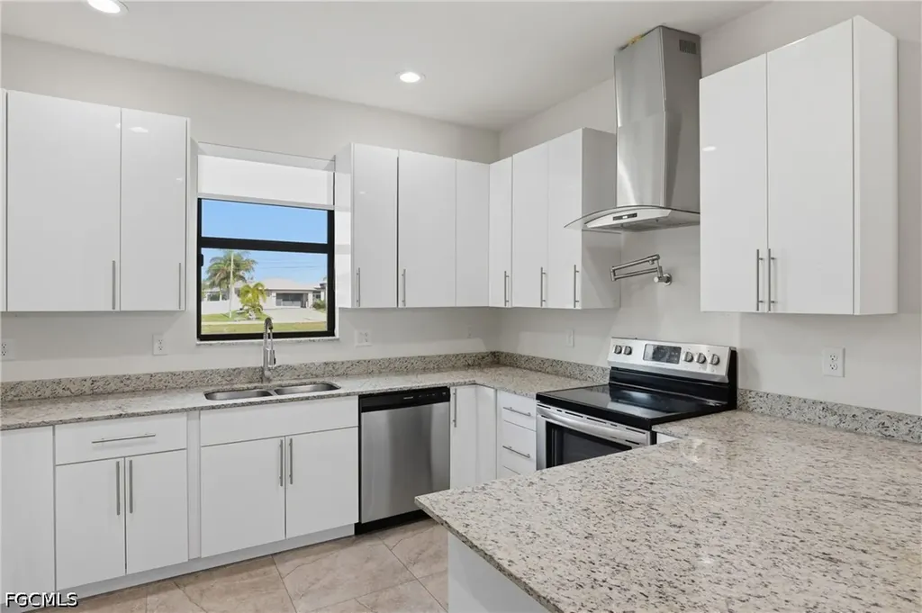 1608 NW 38th Avenue Cape Coral FL 33993