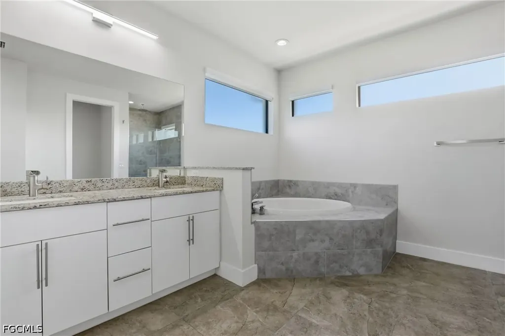 1608 NW 38th Avenue Cape Coral FL 33993