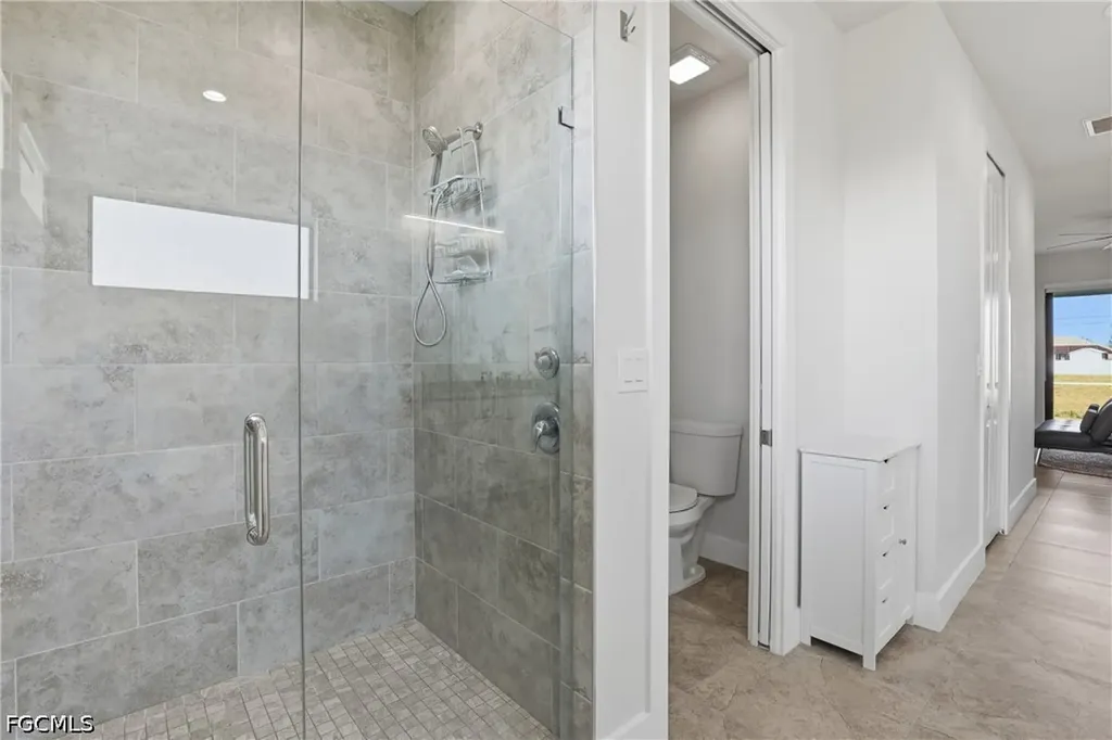 1608 NW 38th Avenue Cape Coral FL 33993