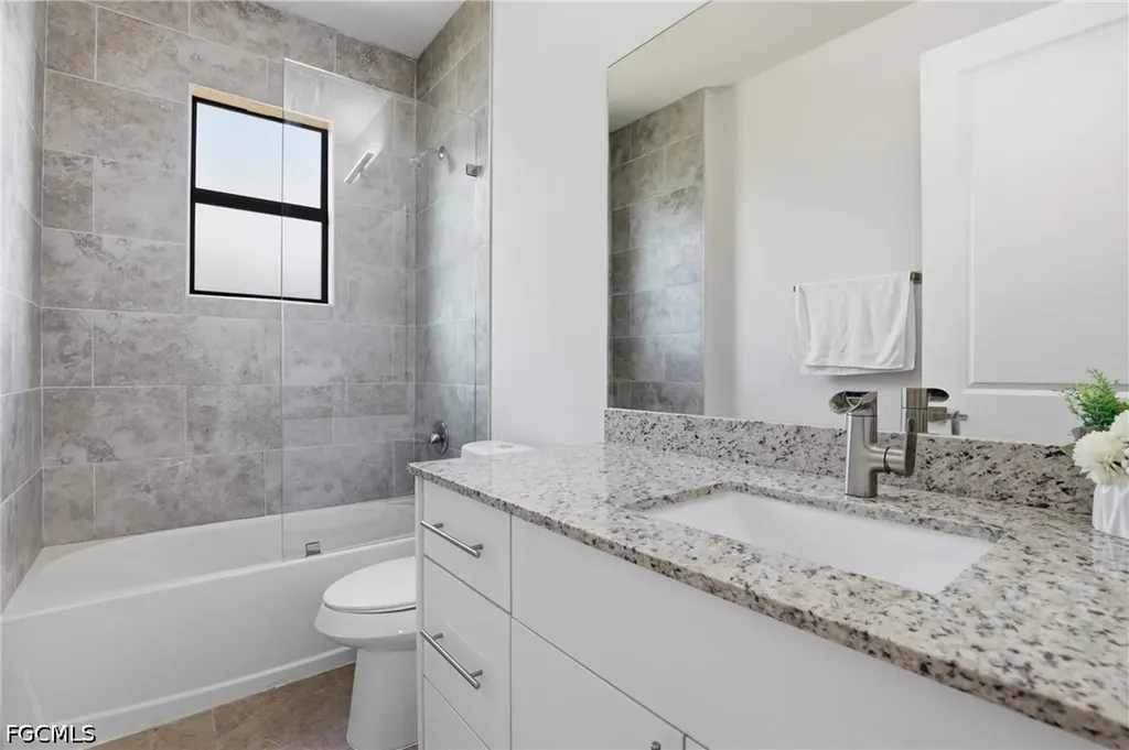 1608 NW 38th Avenue Cape Coral FL 33993