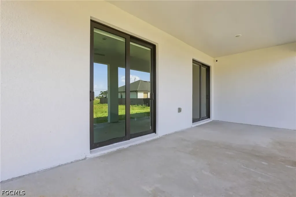 1608 NW 38th Avenue Cape Coral FL 33993