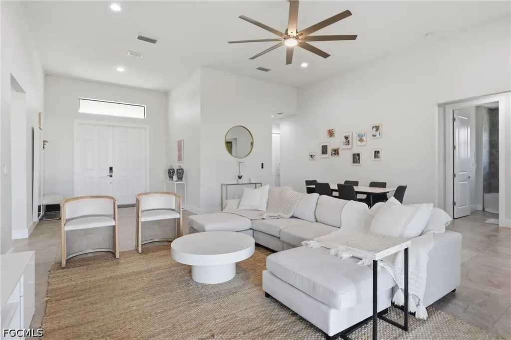 1608 NW 38th Avenue Cape Coral FL 33993
