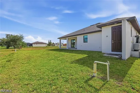 1608 NW 38th Avenue Cape Coral FL 33993