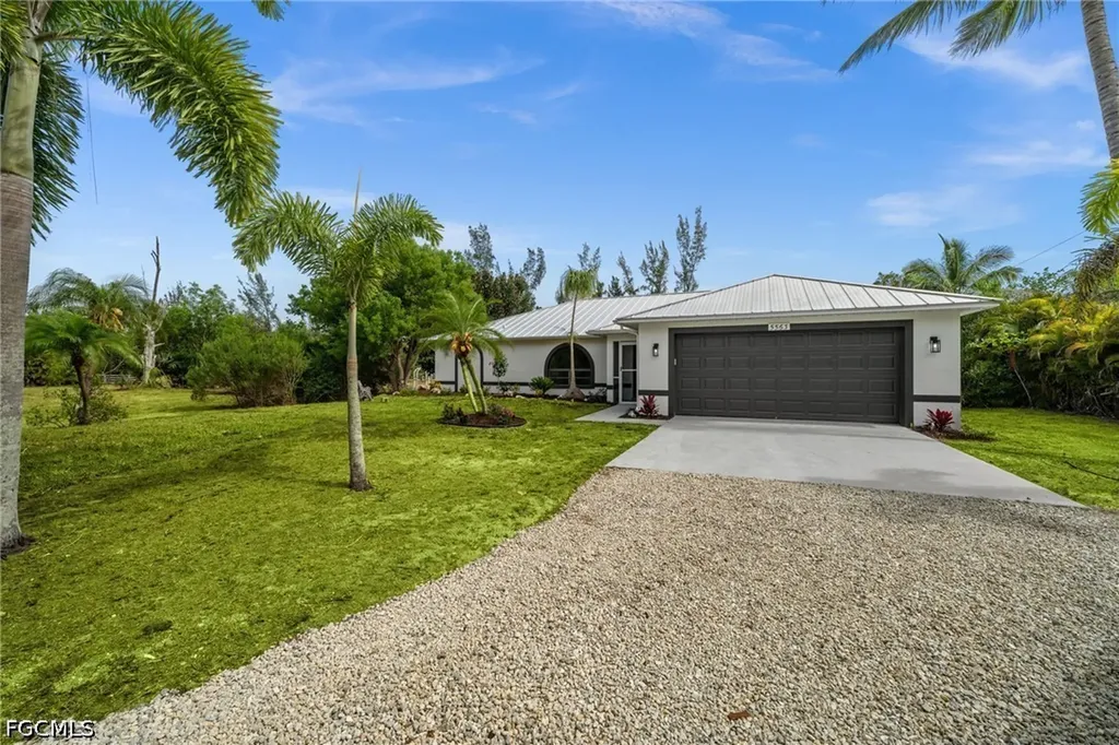 5563 Bay Point Road Bokeelia FL 33922
