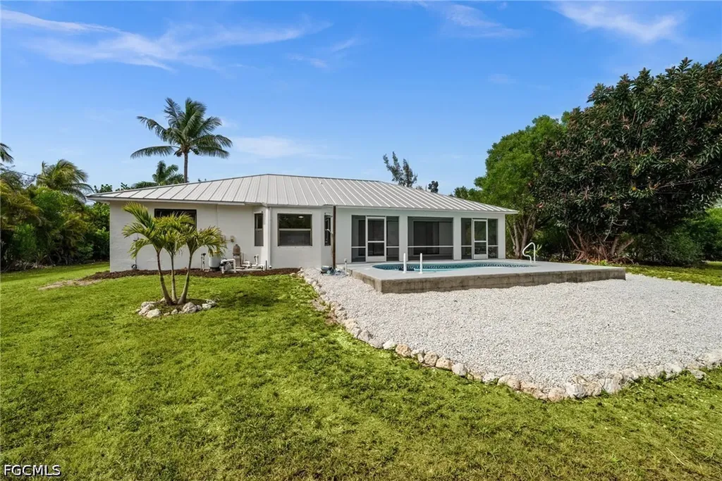 5563 Bay Point Road Bokeelia FL 33922