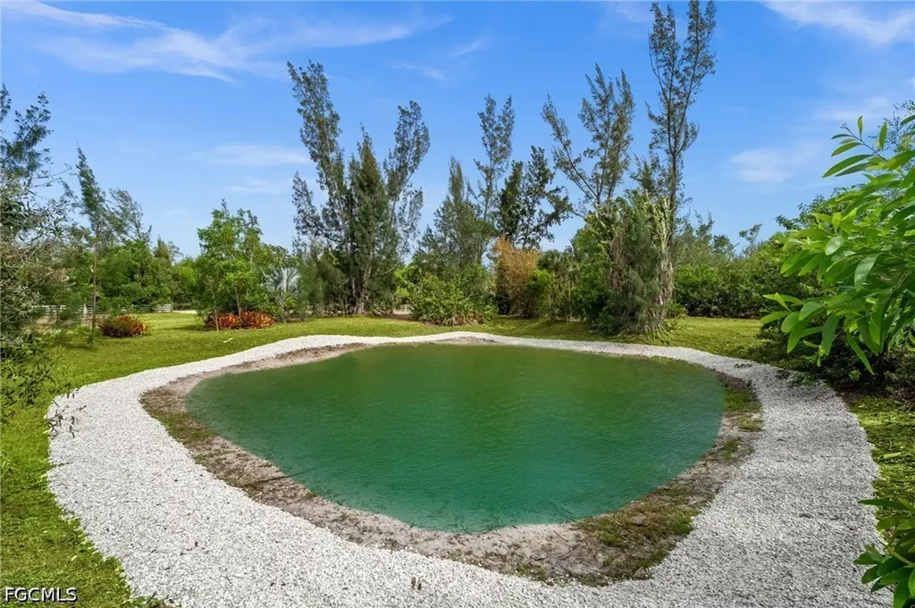 5563 Bay Point Road Bokeelia FL 33922