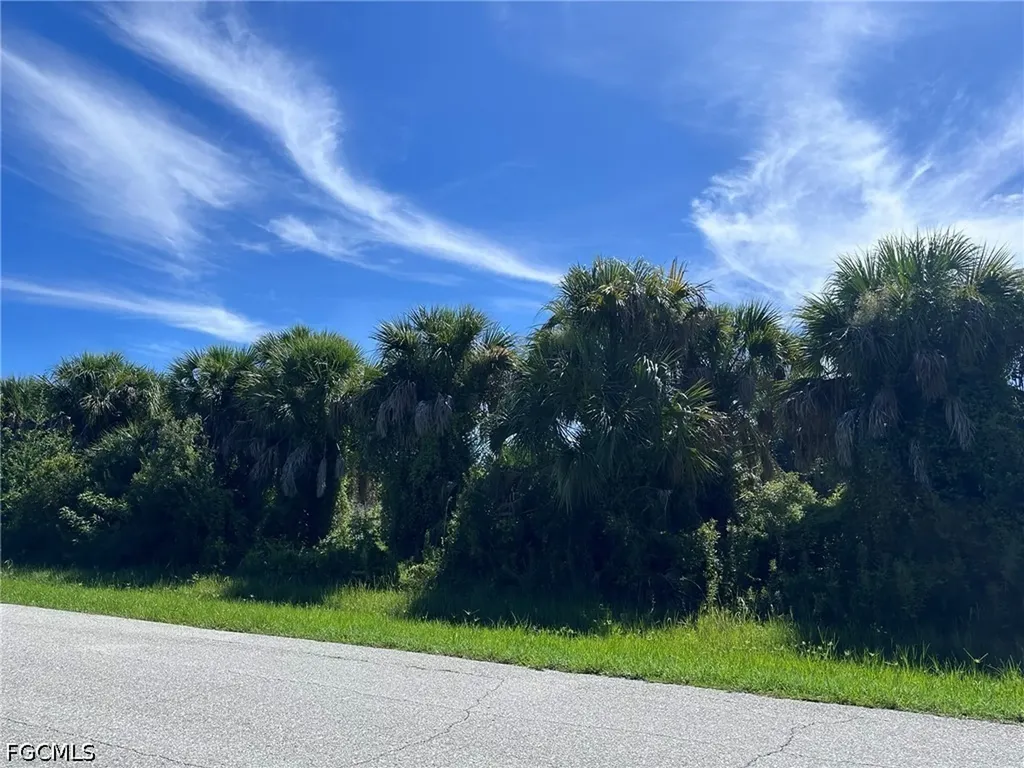 6175 Oconnel Street Englewood FL 34224