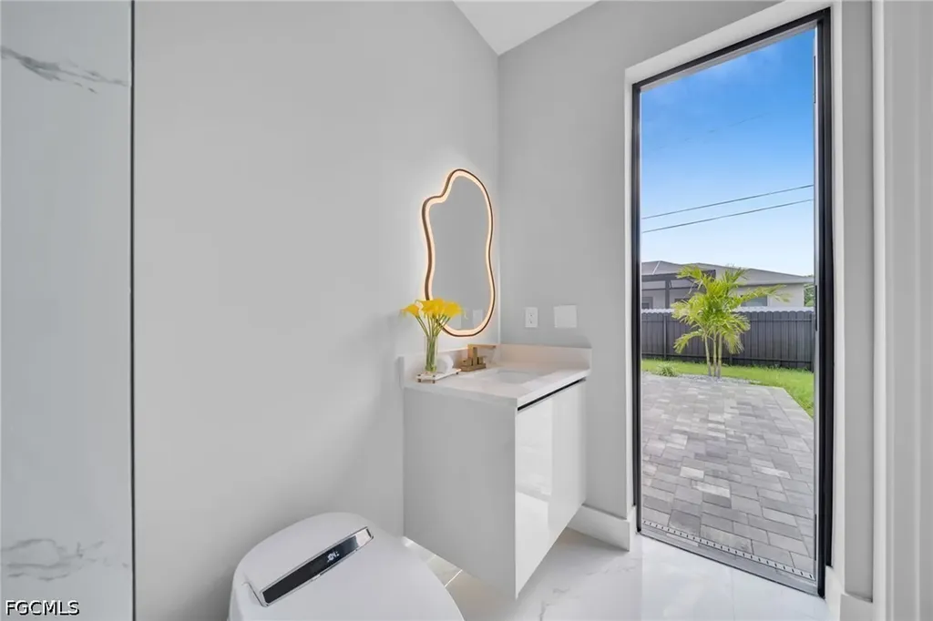 849 SW 15th Avenue Cape Coral FL 33991