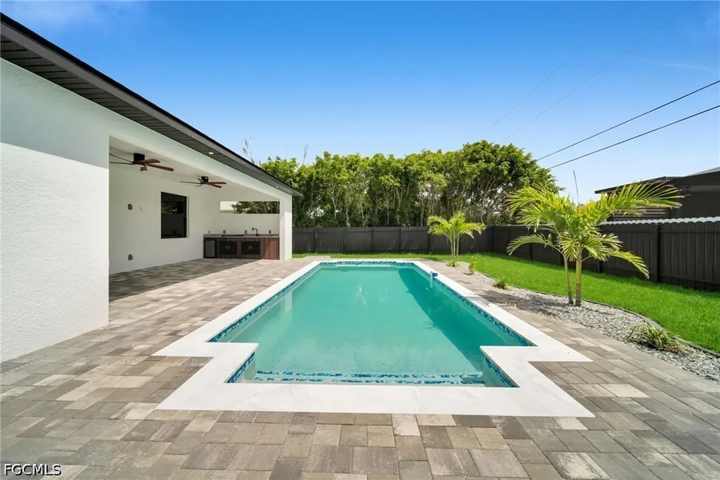 849 SW 15th Avenue Cape Coral FL 33991