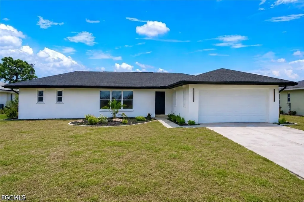3745 SE 6th Avenue Cape Coral FL 33904