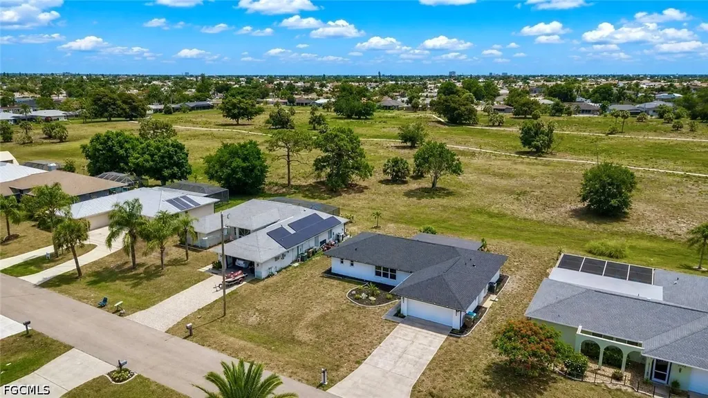 3745 SE 6th Avenue Cape Coral FL 33904