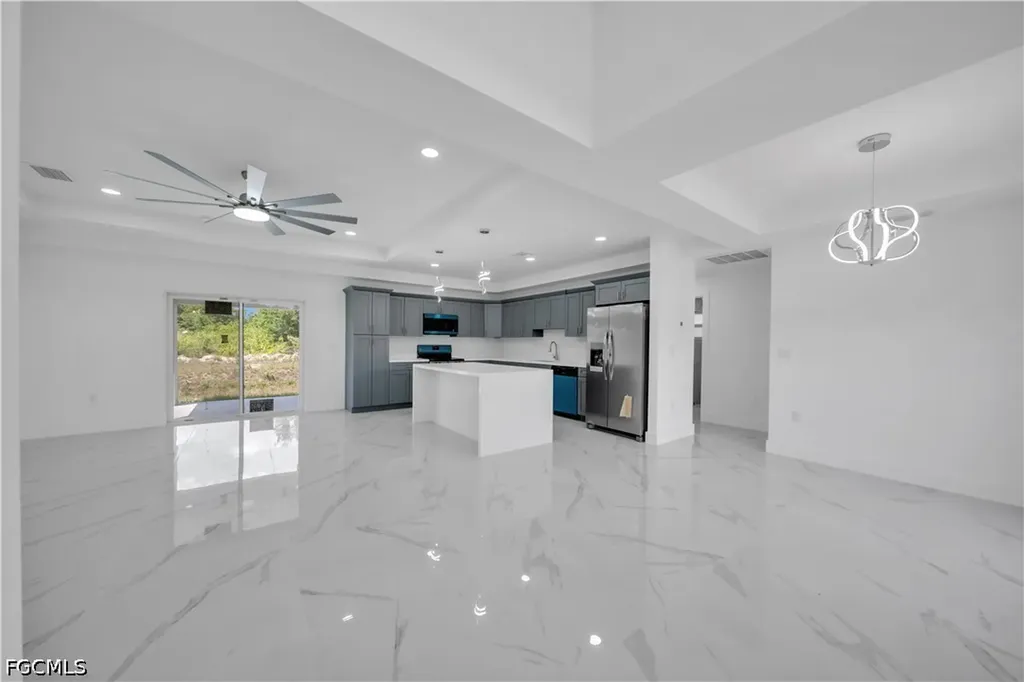 1023 Pilgrim Street E Lehigh Acres FL 33974