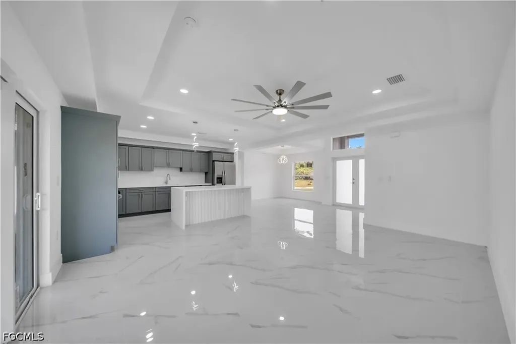 1023 Pilgrim Street E Lehigh Acres FL 33974