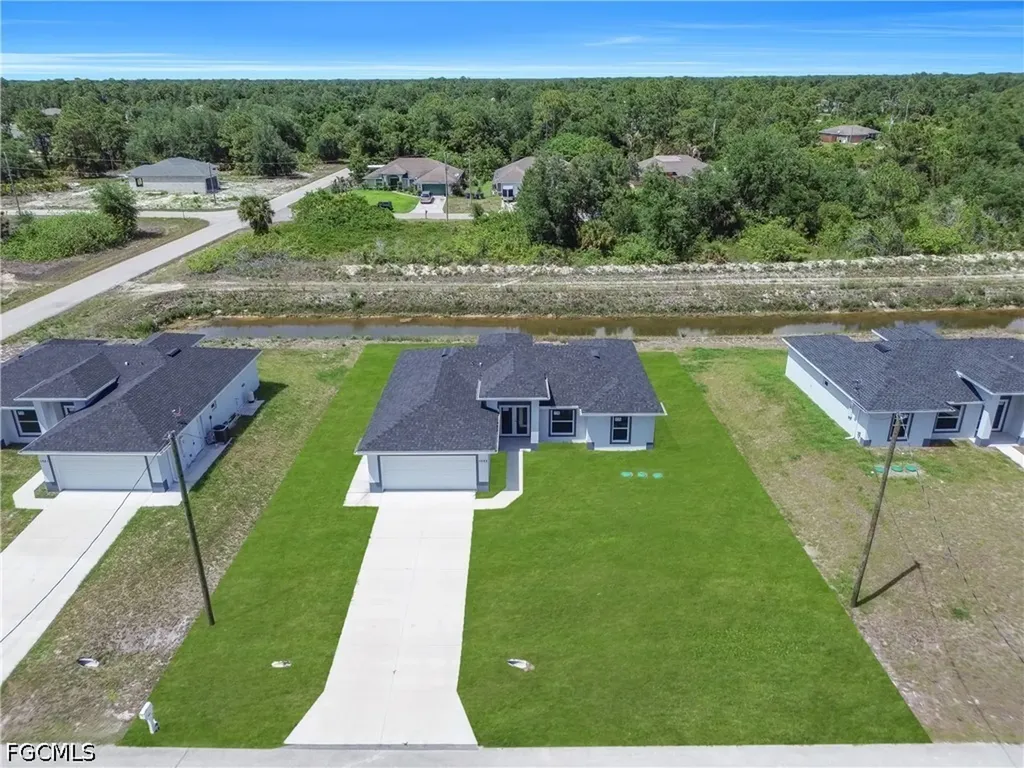 1023 Pilgrim Street E Lehigh Acres FL 33974