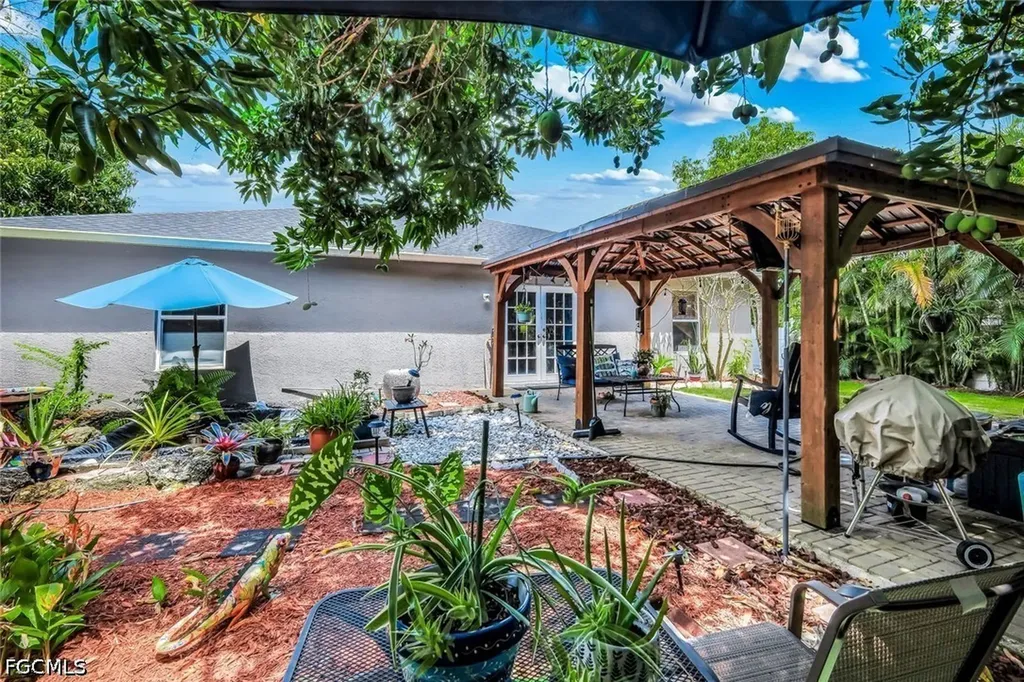 1006 SW 9th Avenue Cape Coral FL 33991